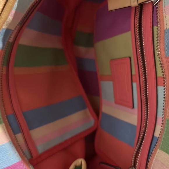 Brand new with our tags coach bag. Height 10.5 and length 17 - Picture 4 of 7